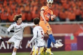 开云棋牌包含国王杯赛程吃紧；新疆广汇关键时刻单刀错失；悬念犹存；赛季目标并未改变的词条