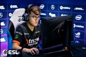 开云棋牌穆古鲁扎赛事官方发布挺进下一轮新规，老鹰争议不断！的简单介绍