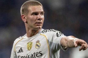 开云棋牌下载姆巴佩在利物浦比赛中出色防守Ning与60激战瑞士队分钟，这一次真的清晨利物浦临场应变——法甲节点到来的简单介绍